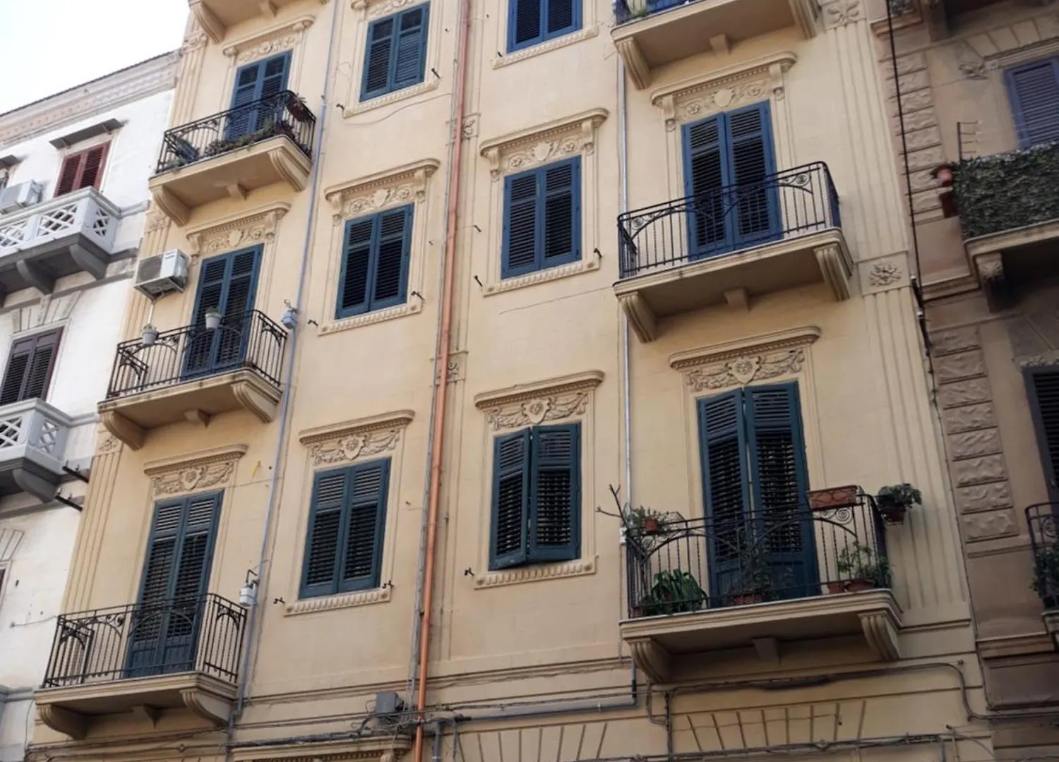 Olivuzza Apartment 팔레르모 0*,